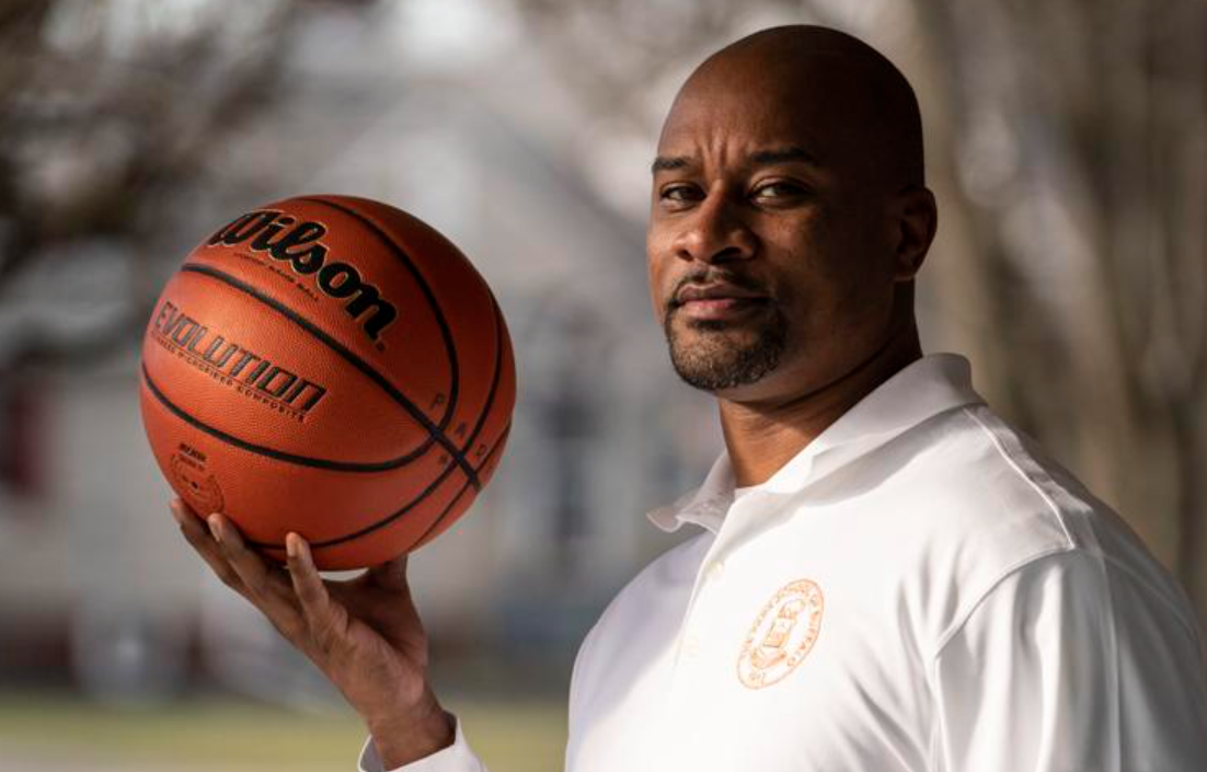 UB men’s basketball great Turner Battle on being honored by Bulls, working in athletic administration